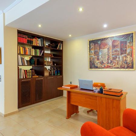 The Painters Luxurious Villa Anavyssos Exterior photo
