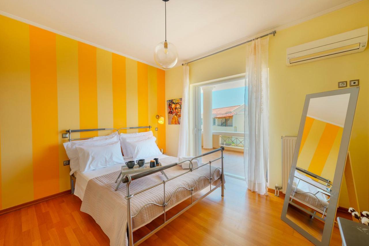 The Painters Luxurious Villa Anavyssos Exterior photo