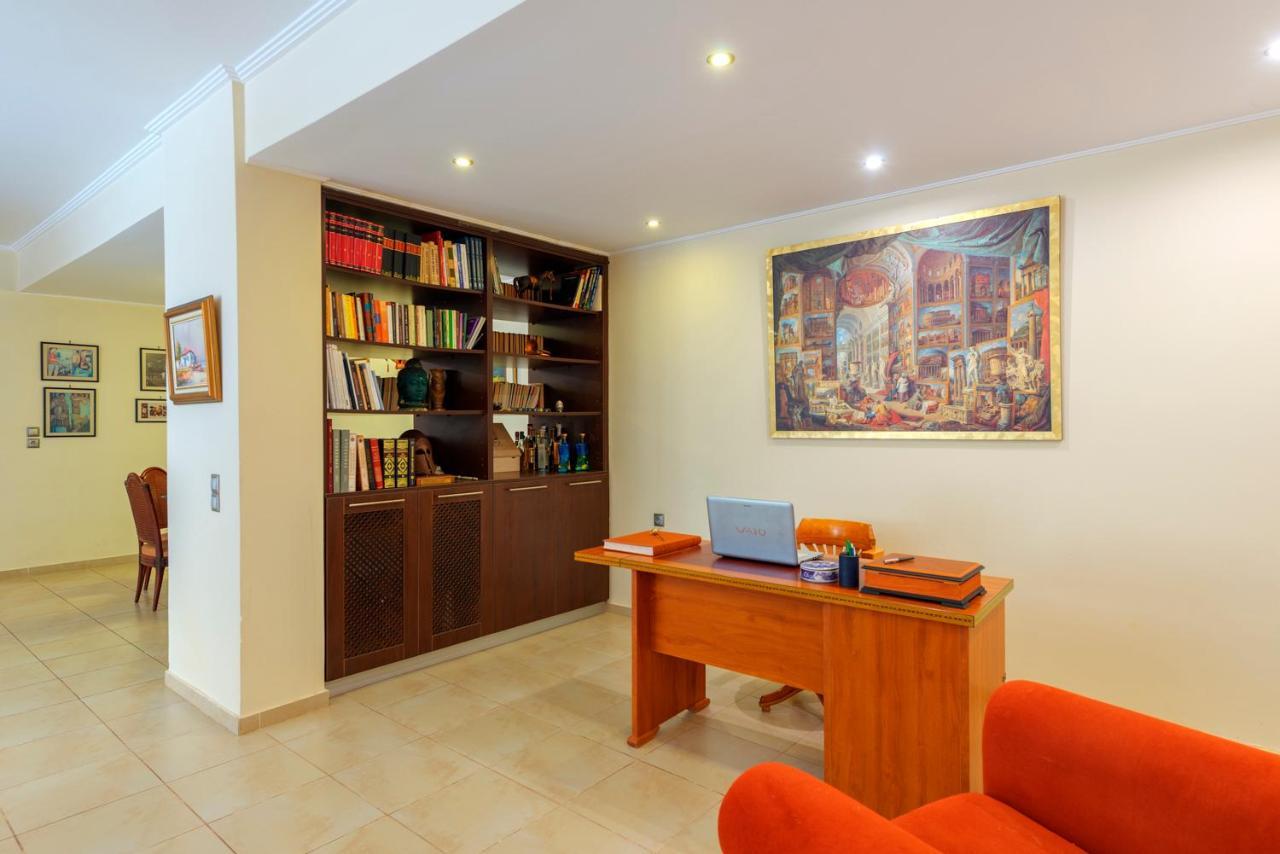The Painters Luxurious Villa Anavyssos Exterior photo